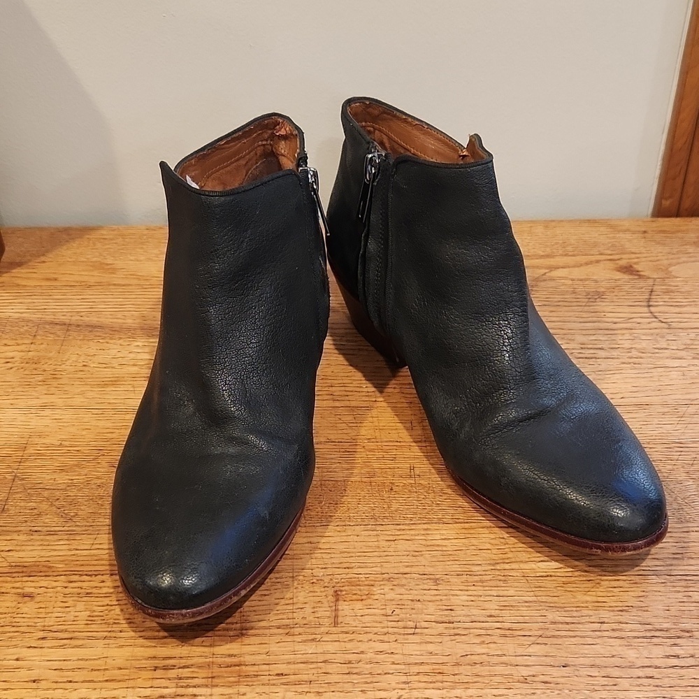 SAM Edelman Black Chelsea leather bootie
